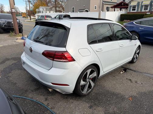 2018 Volkswagen Golf GTI 2.0T S 4-Door