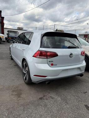 2018 Volkswagen Golf GTI 2.0T S 4-Door