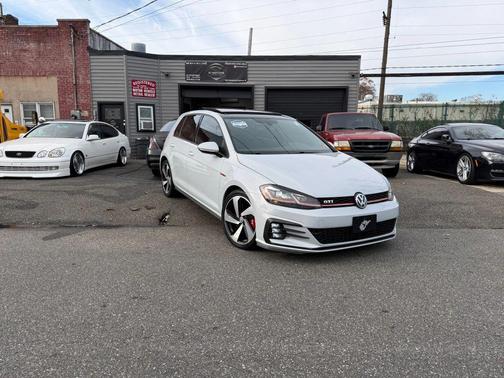 2018 Volkswagen Golf GTI 2.0T S 4-Door