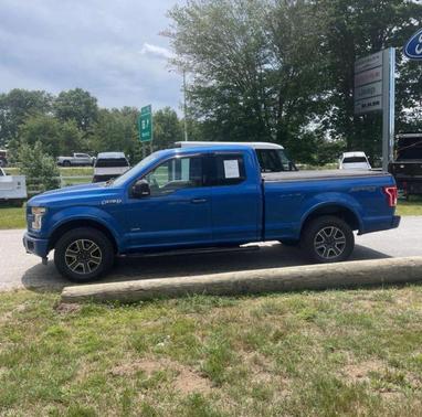 Blue 2016 Ford F-150 XLT