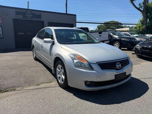 Radiant Silver Metallic 2009 Nissan Altima 2.5 SL