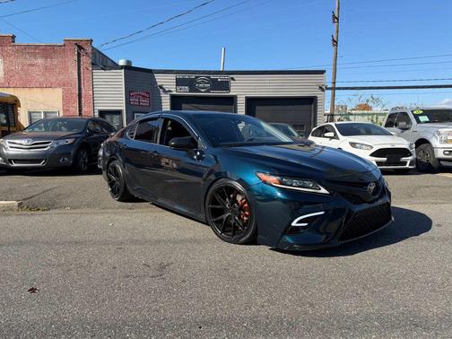 Blue 2018 Toyota Camry LE