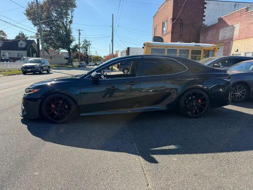 Blue 2018 Toyota Camry LE