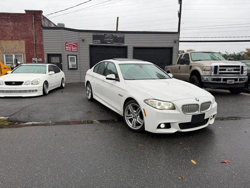 2014 BMW 550 550i Sedan 4D