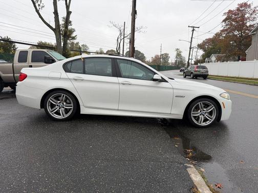 2014 BMW 550 550i Sedan 4D