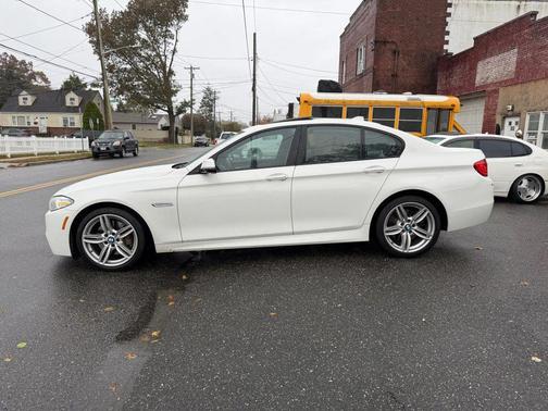 2014 BMW 550 550i Sedan 4D
