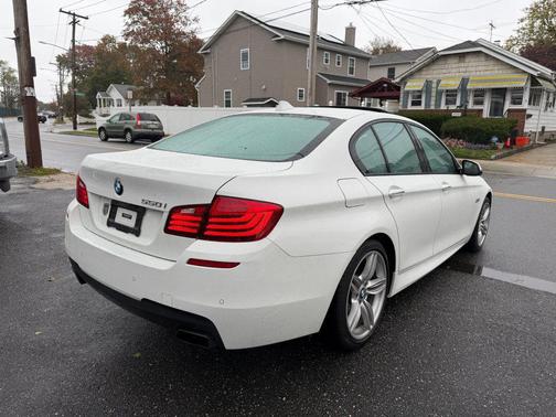 2014 BMW 550 550i Sedan 4D