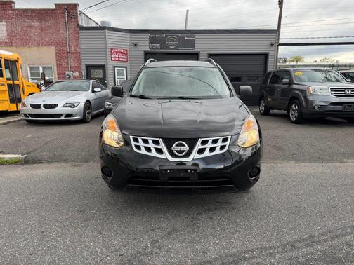 Black 2015 Nissan Rogue Select S