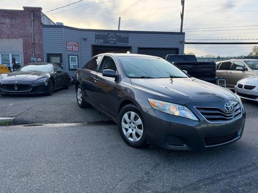 Magnetic Gray Metallic 2011 Toyota Camry LE