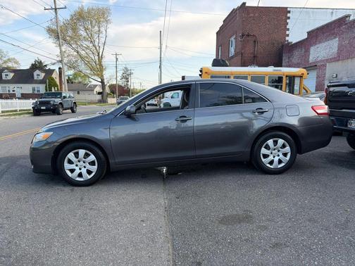 Magnetic Gray Metallic 2011 Toyota Camry LE