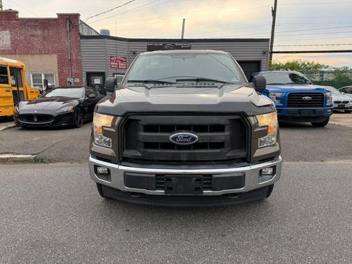 Caribou Metallic 2017 Ford F-150 XL