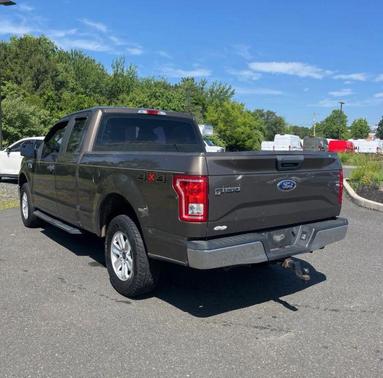 Caribou Metallic 2017 Ford F-150 XL