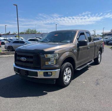 Caribou Metallic 2017 Ford F-150 XL