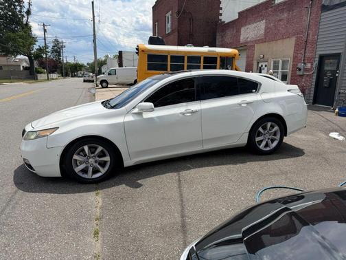 Bellanova White Pearl 2013 Acura TL Technology