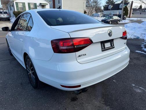 2016 Volkswagen Jetta 1.8T Sport