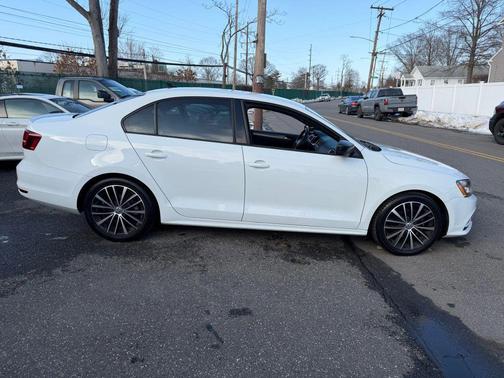 2016 Volkswagen Jetta 1.8T Sport