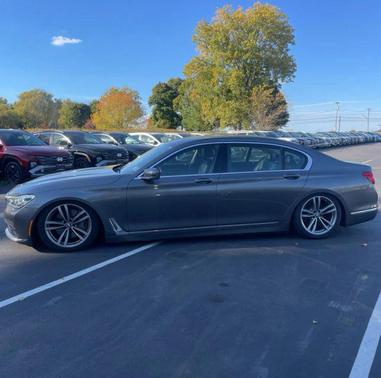 2017 BMW ALPINA B7 750i xDrive Sedan 4D
