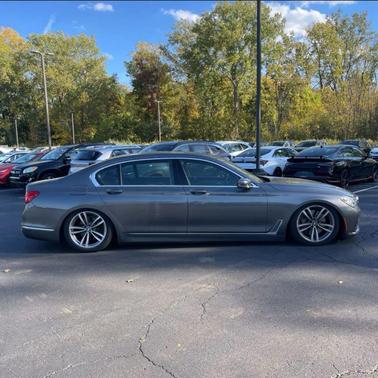 2017 BMW ALPINA B7 750i xDrive Sedan 4D