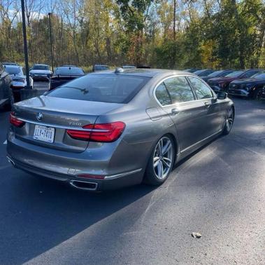 2017 BMW ALPINA B7 750i xDrive Sedan 4D