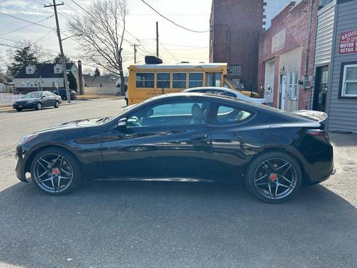 2015 Hyundai Genesis Coupe 3.8 Base