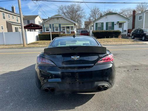 2015 Hyundai Genesis Coupe 3.8 Base