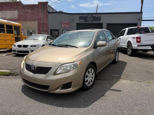 Desert Sand Mica 2009 Toyota Corolla LE