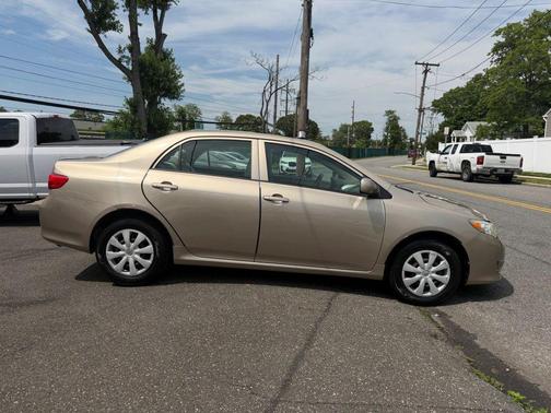 Desert Sand Mica 2009 Toyota Corolla LE