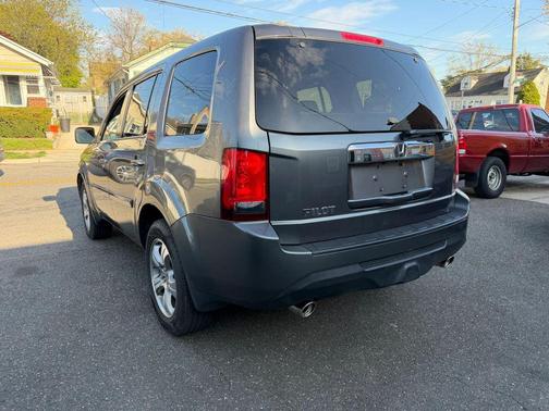 Polished Metal Metallic 2012 Honda Pilot EX-L