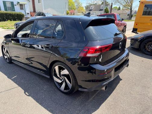 Deep Black Pearl 2022 Volkswagen Golf GTI 1.4T TSI
