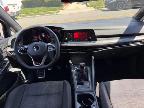 Deep Black Pearl 2022 Volkswagen Golf GTI 1.4T TSI
