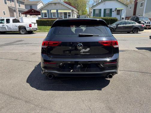 Deep Black Pearl 2022 Volkswagen Golf GTI 1.4T TSI