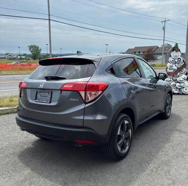 Modern Steel Metallic 2018 Honda HR-V EX