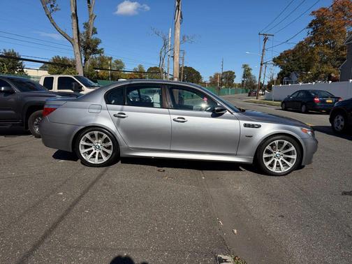 2006 BMW M5 Base
