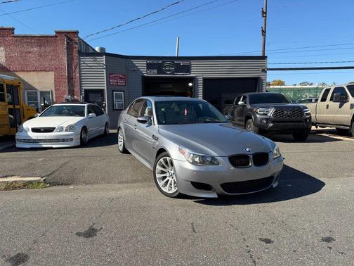 2006 BMW M5 Base