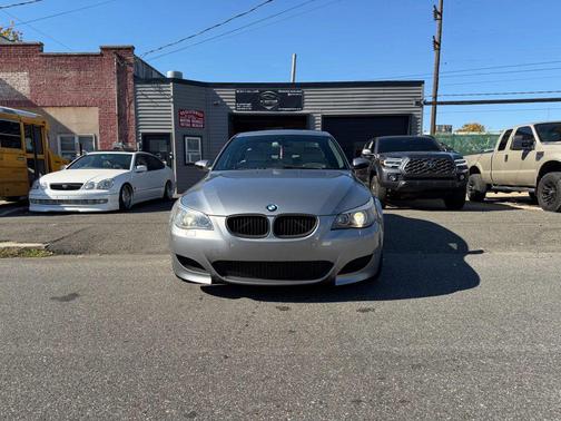 2006 BMW M5 Base