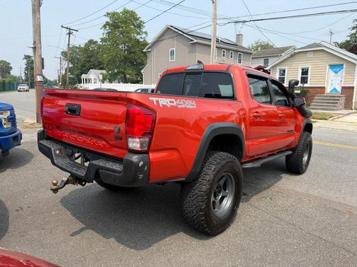 Inferno 2016 Toyota Tacoma TRD Off Road