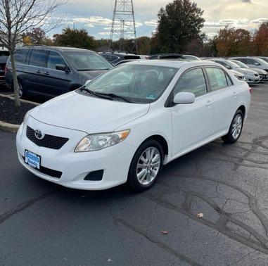 Super White 2010 Toyota Corolla S