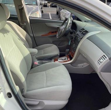 Super White 2010 Toyota Corolla S