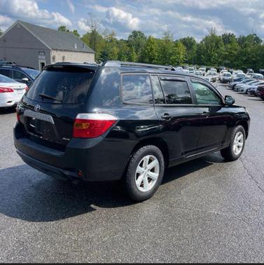 Black 2010 Toyota Highlander SE