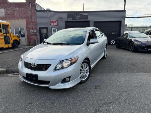 Classic Silver Metallic 2009 Toyota Corolla S