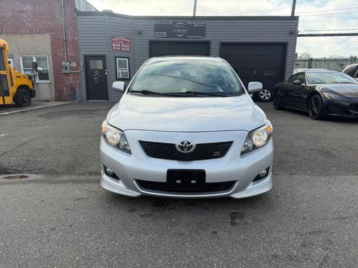 Classic Silver Metallic 2009 Toyota Corolla S