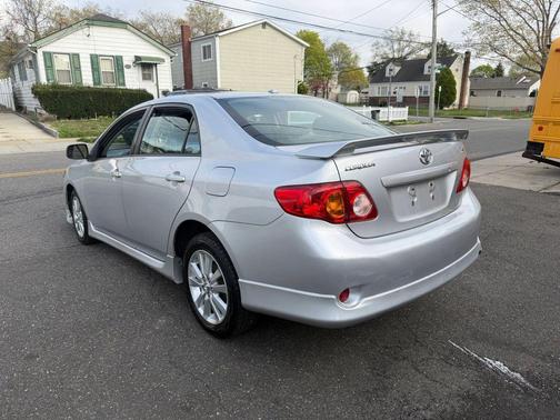 Classic Silver Metallic 2009 Toyota Corolla S