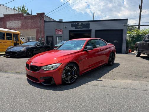 Sakhir Orange Metallic 2015 BMW M4 Base