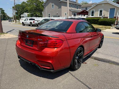 Sakhir Orange Metallic 2015 BMW M4 Base