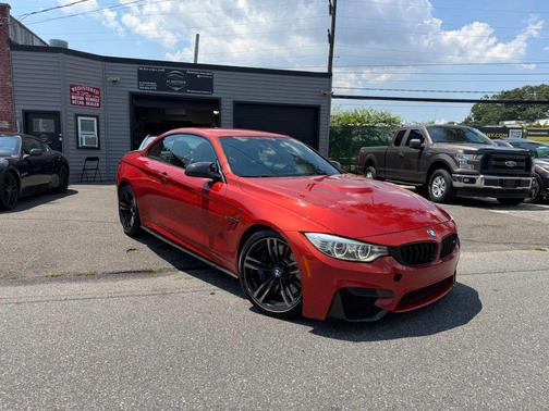 Sakhir Orange Metallic 2015 BMW M4 Base