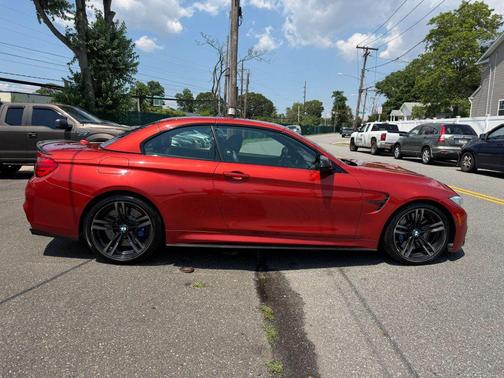 Sakhir Orange Metallic 2015 BMW M4 Base