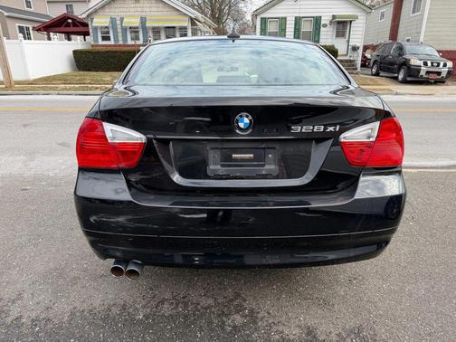2007 BMW 328 328xi Sedan 4D