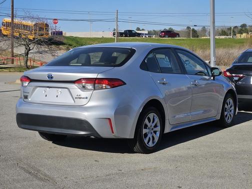 2024 Toyota Corolla Hybrid LE