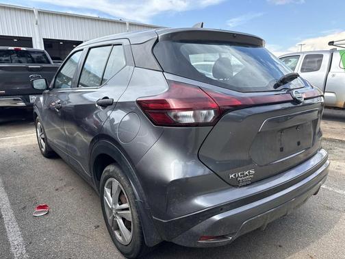 Gun Metallic 2021 Nissan Kicks S