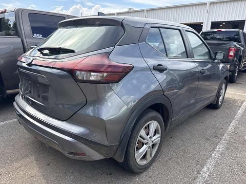 Gun Metallic 2021 Nissan Kicks S